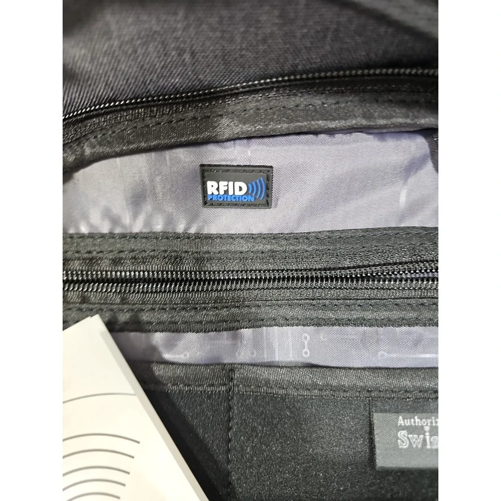 Swiss Digital RFID Wearable AG Laptop Backpack  - With Rain Cover EXCELLENT USED